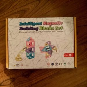 Magnetic Building Blocks Set
